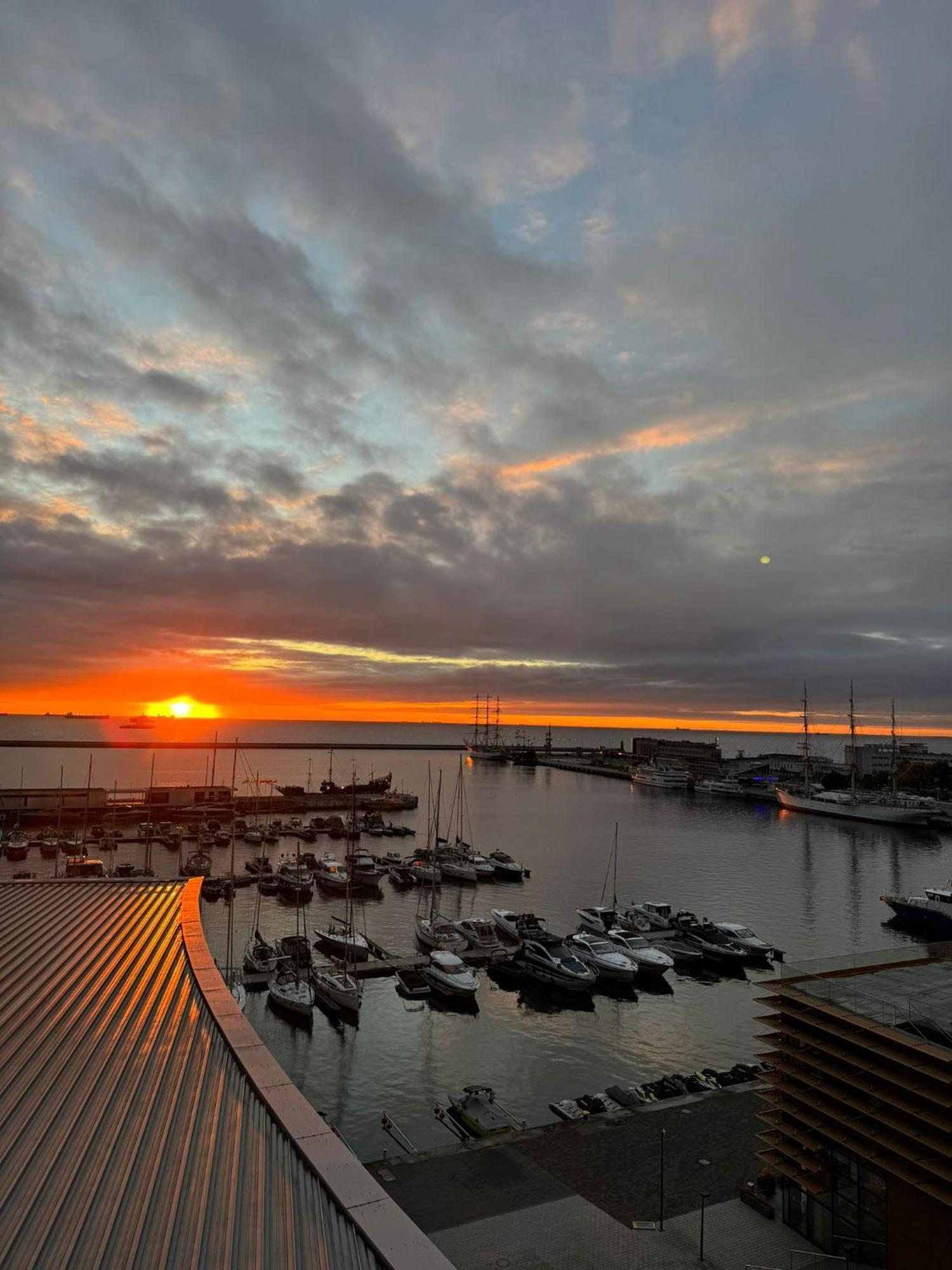 Sea Towers Gdynia Apartament Z Widokiem Na Morze Exterior foto